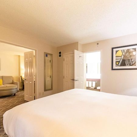 Doubletree Suites By Hilton At The Battery Atlanta Smyrna Exterior photo