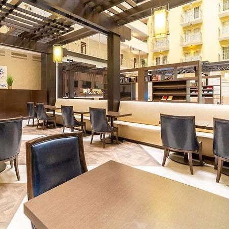 Doubletree Suites By Hilton At The Battery Atlanta Smyrna Exterior photo