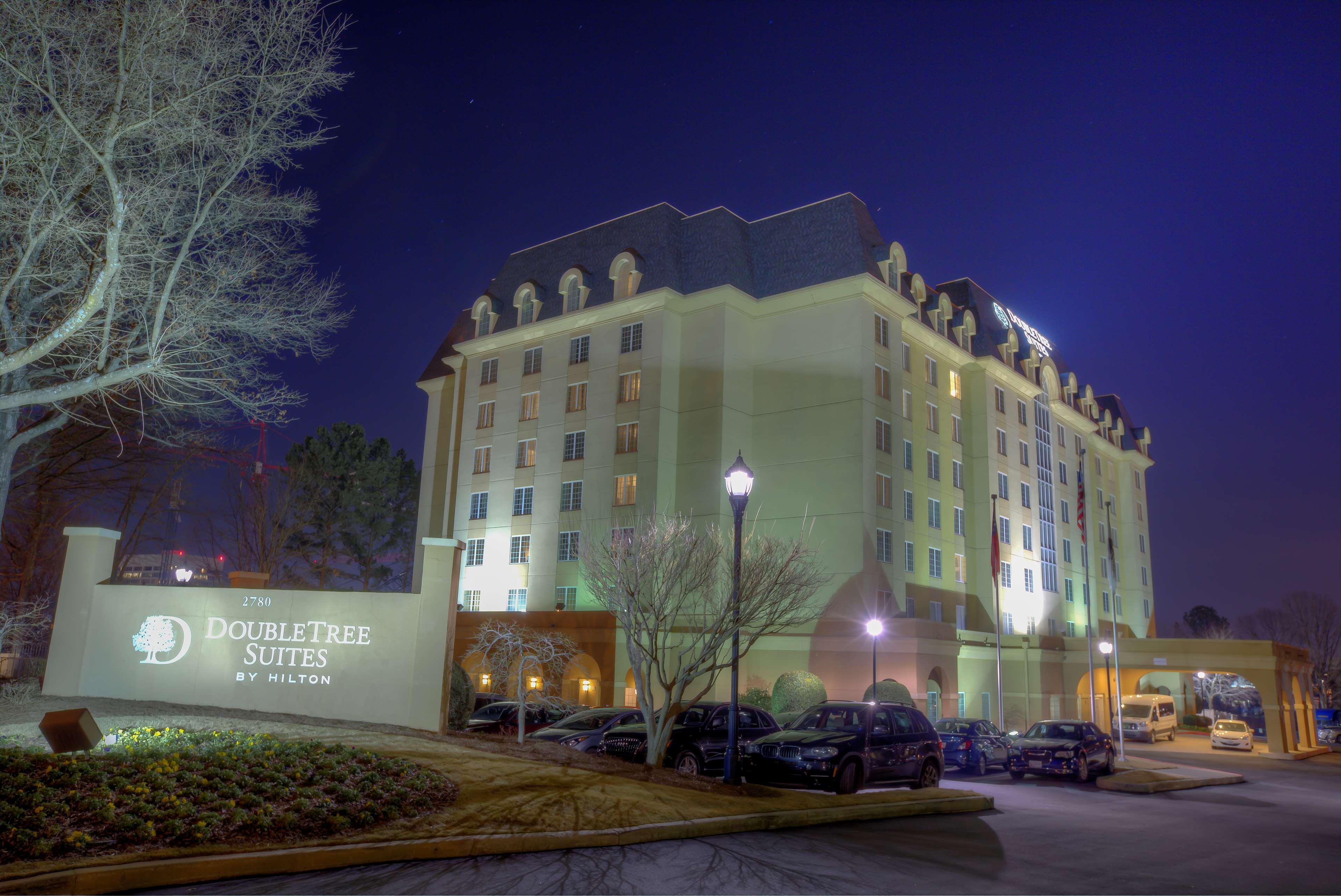 Doubletree Suites By Hilton At The Battery Atlanta Smyrna Exterior photo