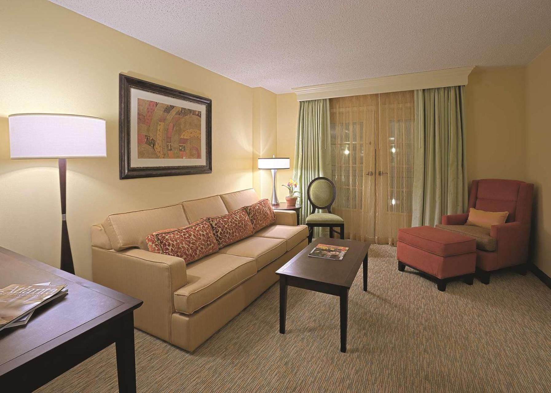 Doubletree Suites By Hilton At The Battery Atlanta Smyrna Exterior photo